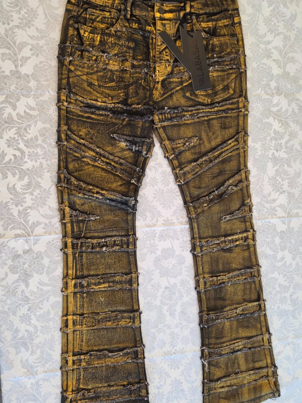 NWT Valabasas Zodiac Gold Fade Waxed Stacked Jeans Size 34